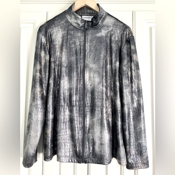Chico’s Travelers Shimmery Zip Up Tie Die Lightweight Jacket Size 2 - Picture 1 of 4